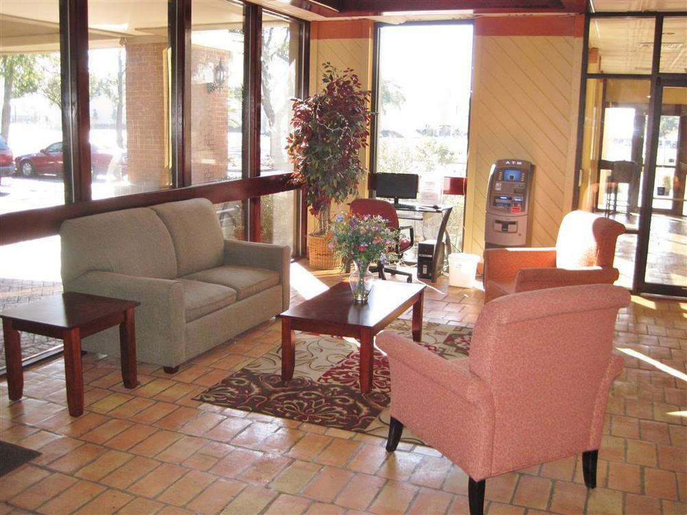 Rest And Relax Inn Pensacola Interior photo