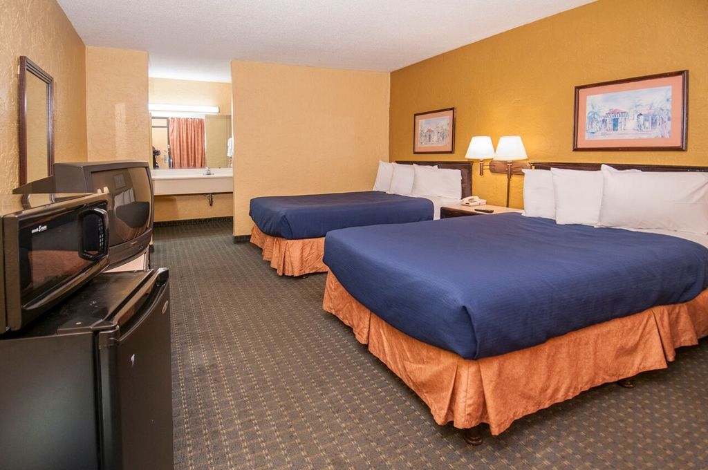 Rest And Relax Inn Pensacola Room photo