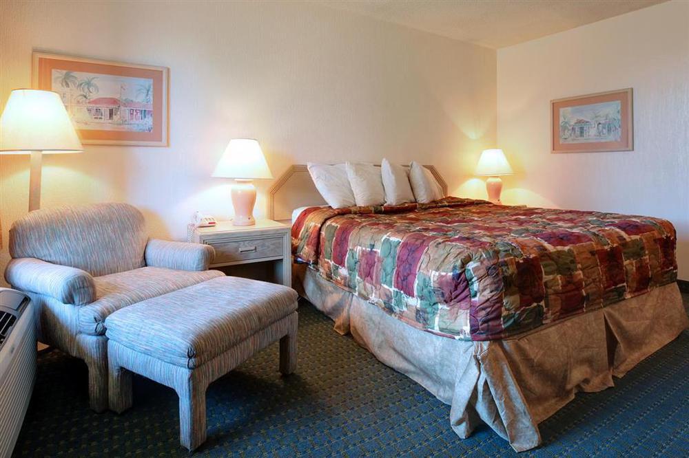 Rest And Relax Inn Pensacola Room photo